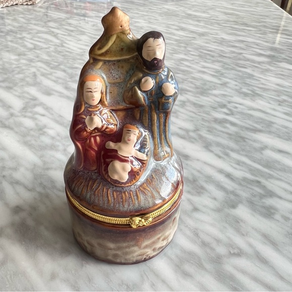 Other - Nativity Scene Ceramic Trinket Box 5”